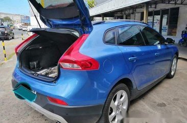 Blue Volvo V40 2016 Automatic for sale 