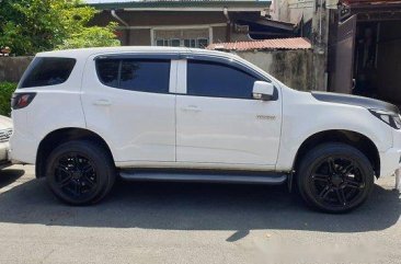 Sell White 2014 Chevrolet Trailblazer at 61700 km 