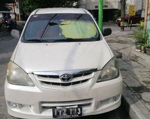 Sell White 2011 Toyota Avanza at 80000 km