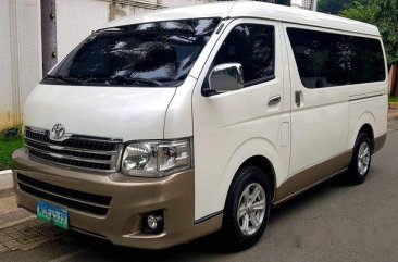 Selling White Toyota Hiace 2014 in Quezon City