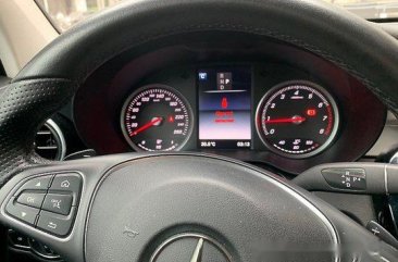 White Mercedes-Benz Glc 200 Automatic 2018 for sale  