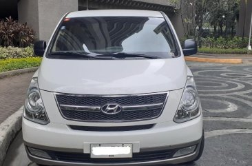 Sell 2014 Hyundai Grand Starex in Mandaluyong