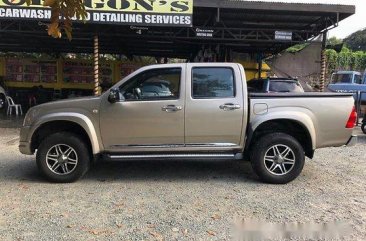 Sell Silver 2012 Isuzu D-Max in Taytay 