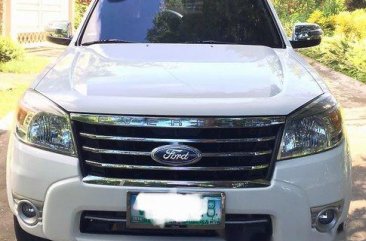 White Ford Everest 2011 Automatic for sale 
