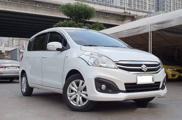 Selling White Suzuki Ertiga 2018 in Makati