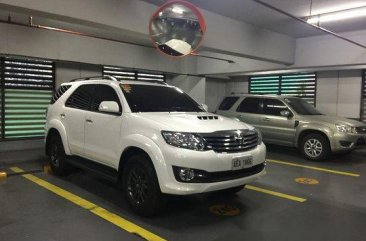 White Toyota Fortuner 2015 Automatic for sale 