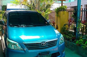Blue Toyota Innova 2012 for sale in Malolos