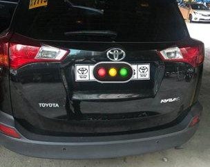 Selling Black Toyota Rav4 2015 at 29000 km