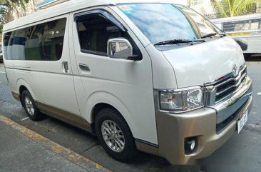 White Toyota Hiace 2015 Van for sale  