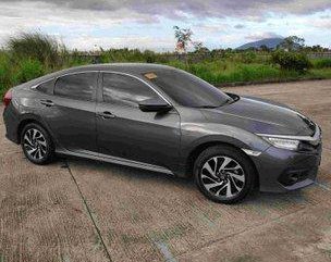 Sell Grey 2016 Honda Civic at 33253 km