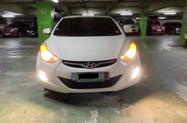 White Hyundai Elantra 2012 Manual for sale 