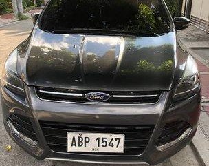 Grey Ford Escape 2015 at 27000 km for sale