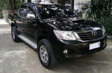 Black Toyota Hilux 2014 for sale in Quezon City 