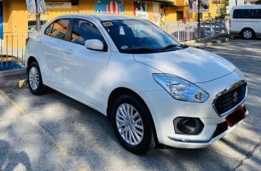 Sell White 2019 Suzuki Swift in Rizal