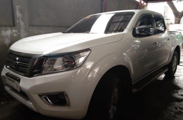 White Nissan Navara 2017 for sale in Vista Mall Taguig