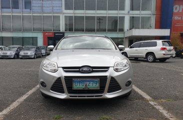 Pearlwhite Ford Focus 2013 for sale in Quezon