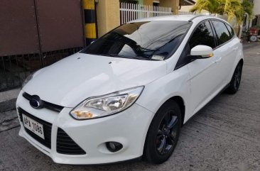 Sell 2014 Ford Focus in Las Pinas