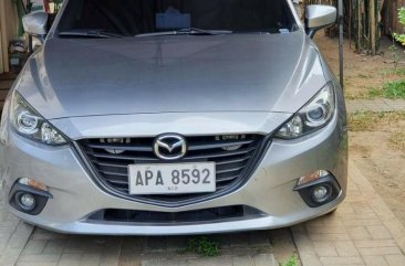 Sell 2014 Mazda 3 in Malolos