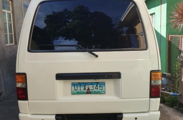 White Nissan Urvan 2012 for sale in Manual