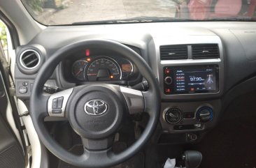 White Toyota Wigo 2018 for sale in Automatic