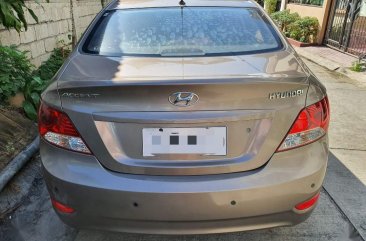 Selling Beige Hyundai Accent 2012 in Manila