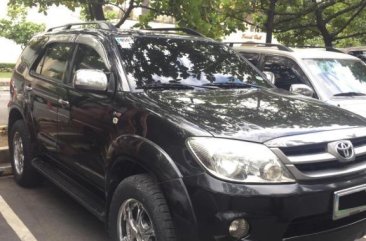 Black Toyota Fortuner 2010 for sale in Valenzuela