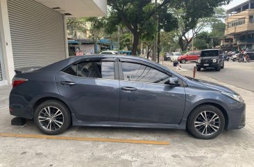 Sell Grey 2017 Toyota Corolla altis in Quezon City