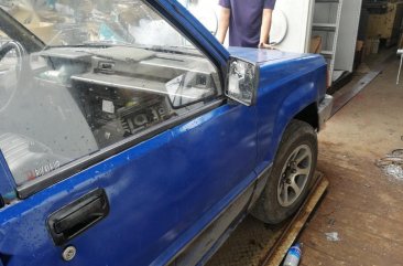 Sell Blue 1994 Mitsubishi L200 in Valenzuela