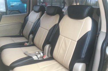 Sell Beige 2008 Kia Carnival in Manila