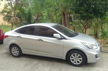 Selling Silver Hyundai Accent 2011 in Marikina