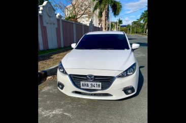 Pearl White Mazda 3 2015 Hatchback at  Automatic   for sale in Quezon City