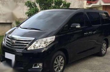 Black Toyota Alphard 2014 for sale in Automatic