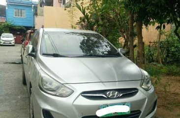 Selling Silver Hyundai Accent 2011 in Marikina