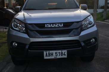 Selling White Isuzu Mu-X 2015 in Manila