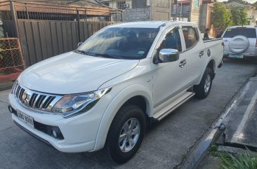 Selling White Mitsubishi Strada 2015 in Antipolo