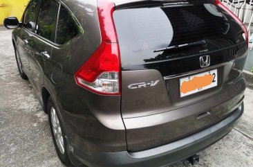 Selling Beige Honda Cr-V 2015 SUV / MPV in Mandaluyong