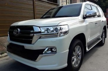 White Toyota Land Cruiser 2020 for sale in Valenzuela