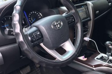 Black Toyota Fortuner 2018 for sale in Automatic