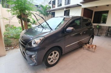 Selling Grey Toyota Wigo 2016 in Manila
