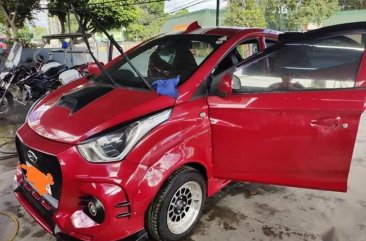 Selling Red Hyundai Eon 2015 in Manila