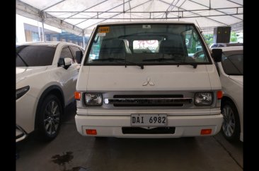 Sell White 2018 Mitsubishi L300 Van at 222000 in Makati