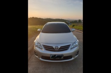 Sell Silver 2011 Toyota Corolla altis Sedan at  Manual  in  at 92257 in Taytay