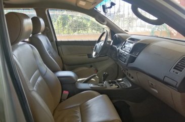 White Toyota Fortuner 2012 for sale in Automatic