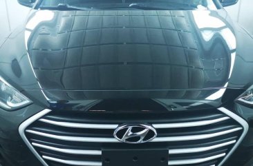 Black Hyundai Elantra 2016 for sale in Manila
