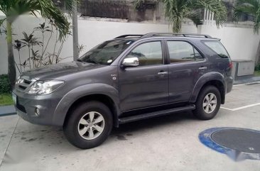 Grey Toyota Fortuner 2006 for sale in Automatic