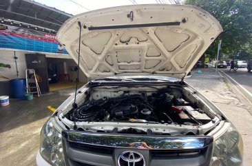 White Toyota Fortuner 2007 for sale in Quezon City