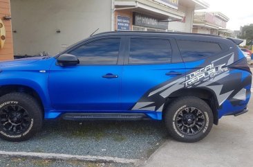 Blue Mitsubishi Montero sport 2017 for sale in Automatic