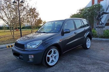 Grey Toyota Rav4 2002 for sale in Manual