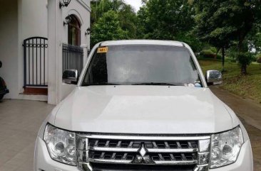 White Mitsubishi Pajero 2015 for sale in Automatic