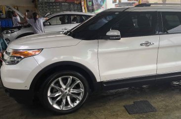 Sell 2014 Ford Explorer in Angeles